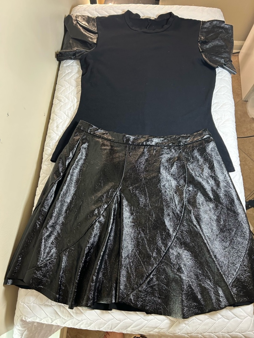 Topshop Faux Leather Skirt Sz 12 & Quum Shop Ruffle Sleeve Top 1XL Matching Set